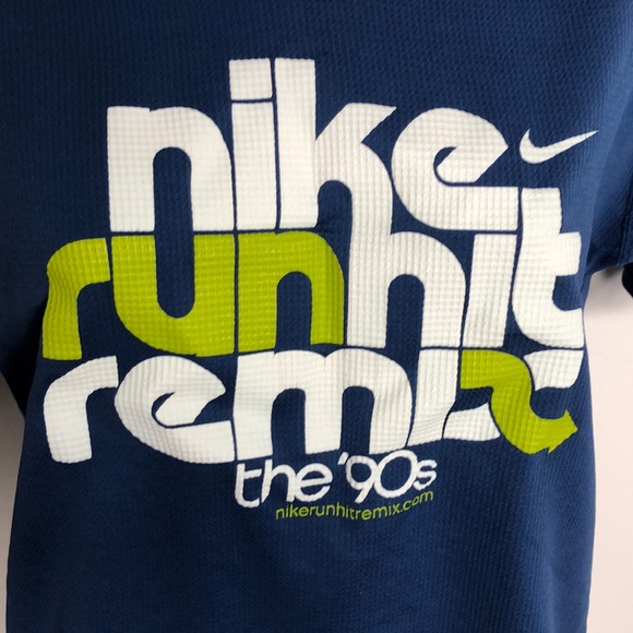 NWOT Nike Run Hit Remix the 90’s VTG Tee Top - Picture 2 of 5